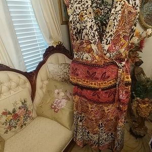 BEAUTIFUL 2pcs Lady Silk Suit